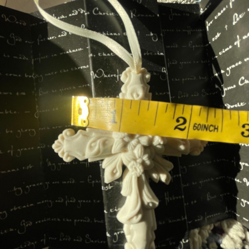 Pure Grace Faithful Love Cross Ornament Religious Home Decor White Floral NEW - Picture 7 of 8